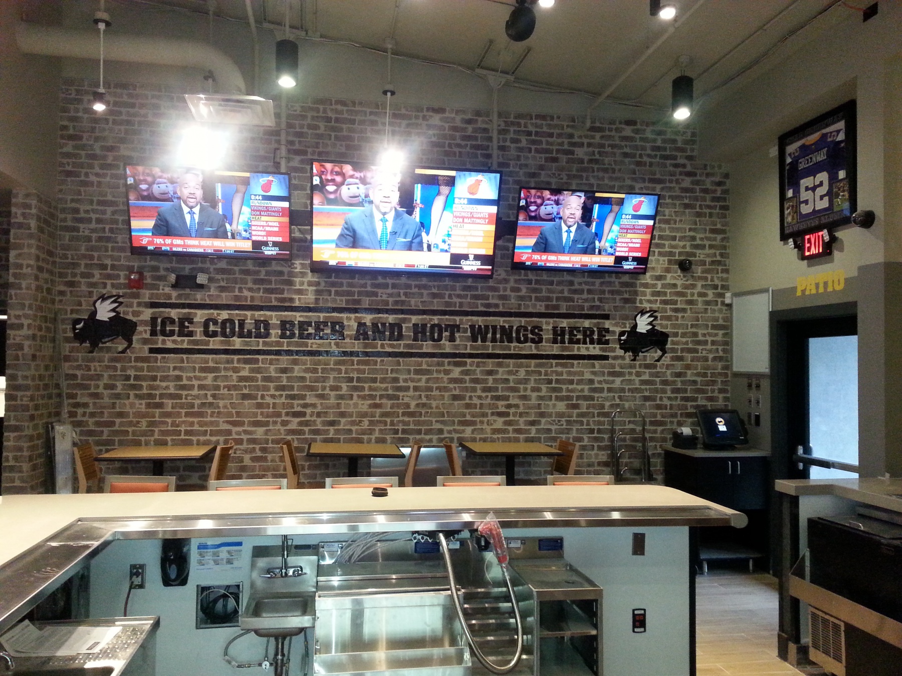 BWW2 Nationwide Fixture Installations Buffalo Wild Wings Case Study Custom Installation Services Retail Rollouts Signage Maintenance Program Management
