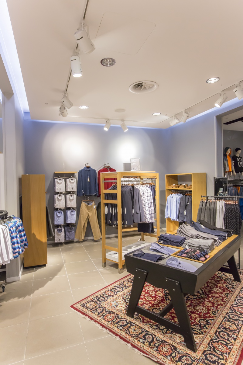 Nationwide Fixture Installations Inc American Eagle Case Study New Store Installation Millwork Packages Retail Rollouts Program Management Signage Custom Installation Services