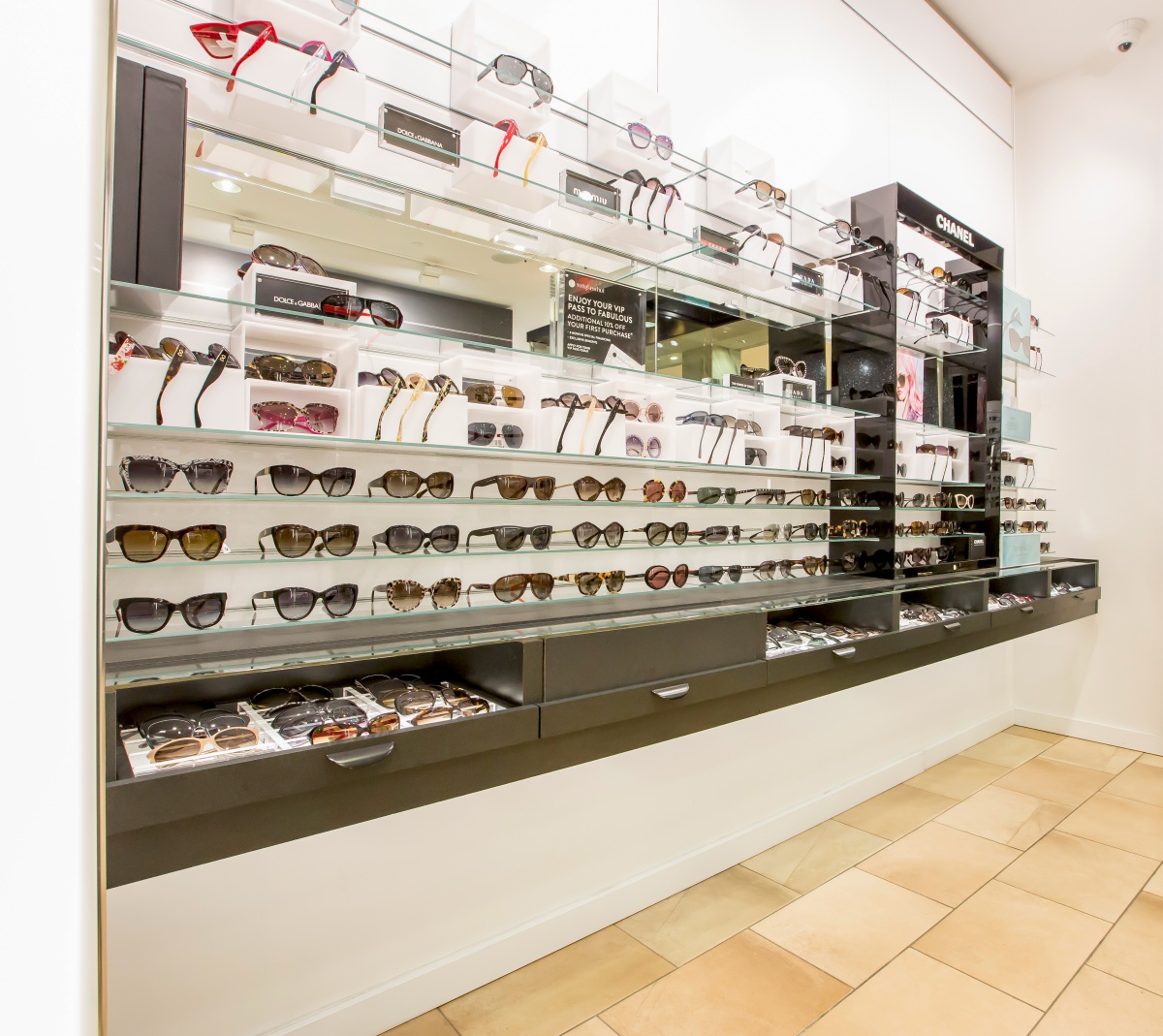 Nationwide Fixture Installations Inc Sunglass Hut Case Study Retail Rollouts Millwork Packages New Store Installation Program Management Signage Site Surveys Custom Installation Services