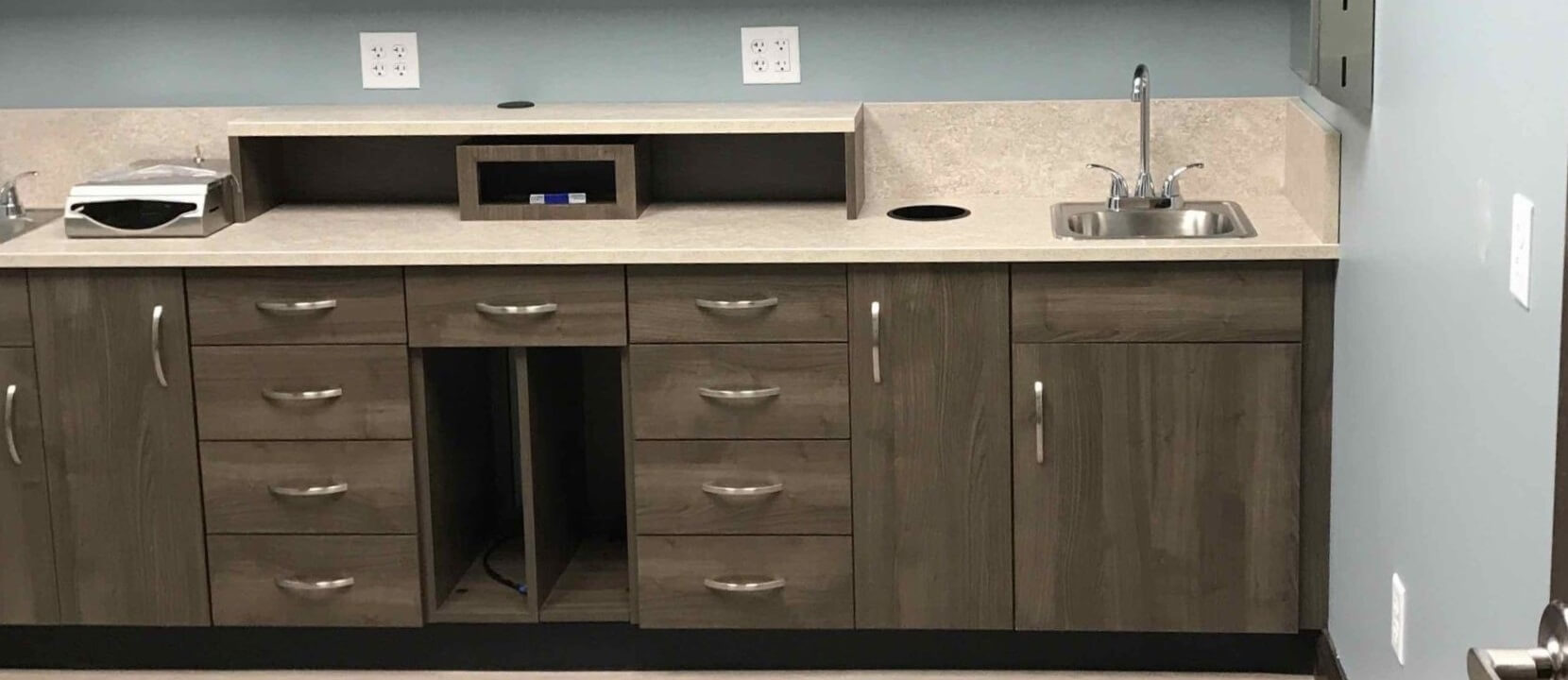 Nationwide Fixture Installations Inc Heartland Dental Case Study Millwork Packages New Store Installation Custom Installation Services